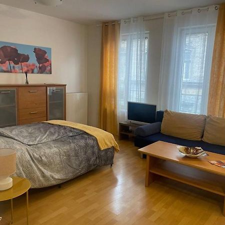 Central Studio Close To Andrassy Avenue For 4 Persons บูดาเปสต์ ภายนอก รูปภาพ